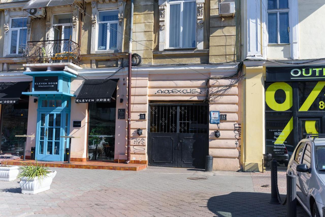 На Дерибасівській Odessa Luaran gambar